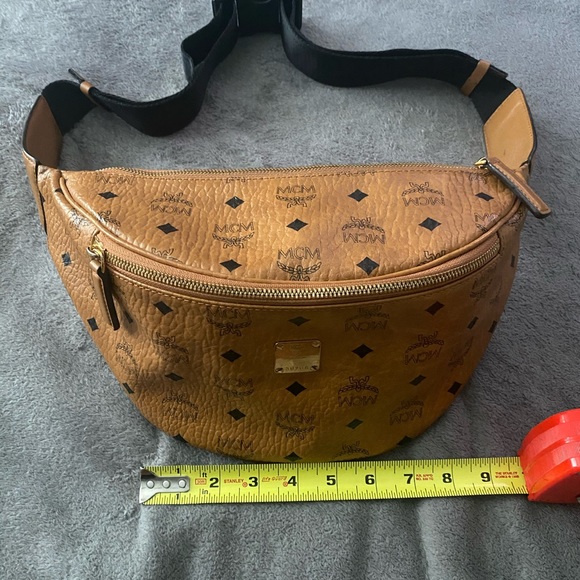 Mcm Crossbody - Picture 2 of 7